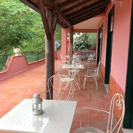 Le Petit Paradis Taormina